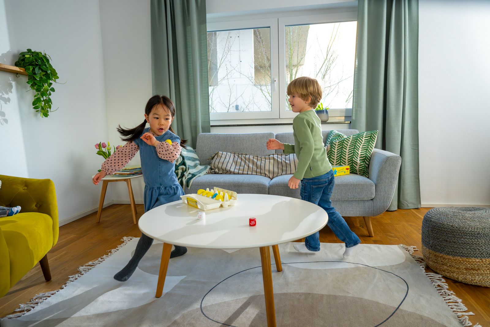 HABA Eierdans – Een Kakelend Kippenfeest Bordspel
