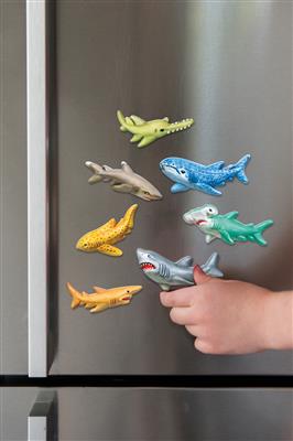 4M Mould and Paint HAAIEN - Glow in the dark